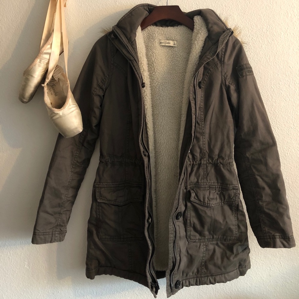 Abercrombie kids olive green long jacket